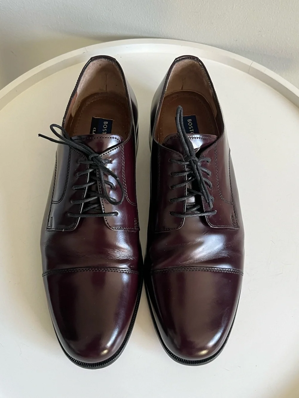 Bostonian burgundy akron